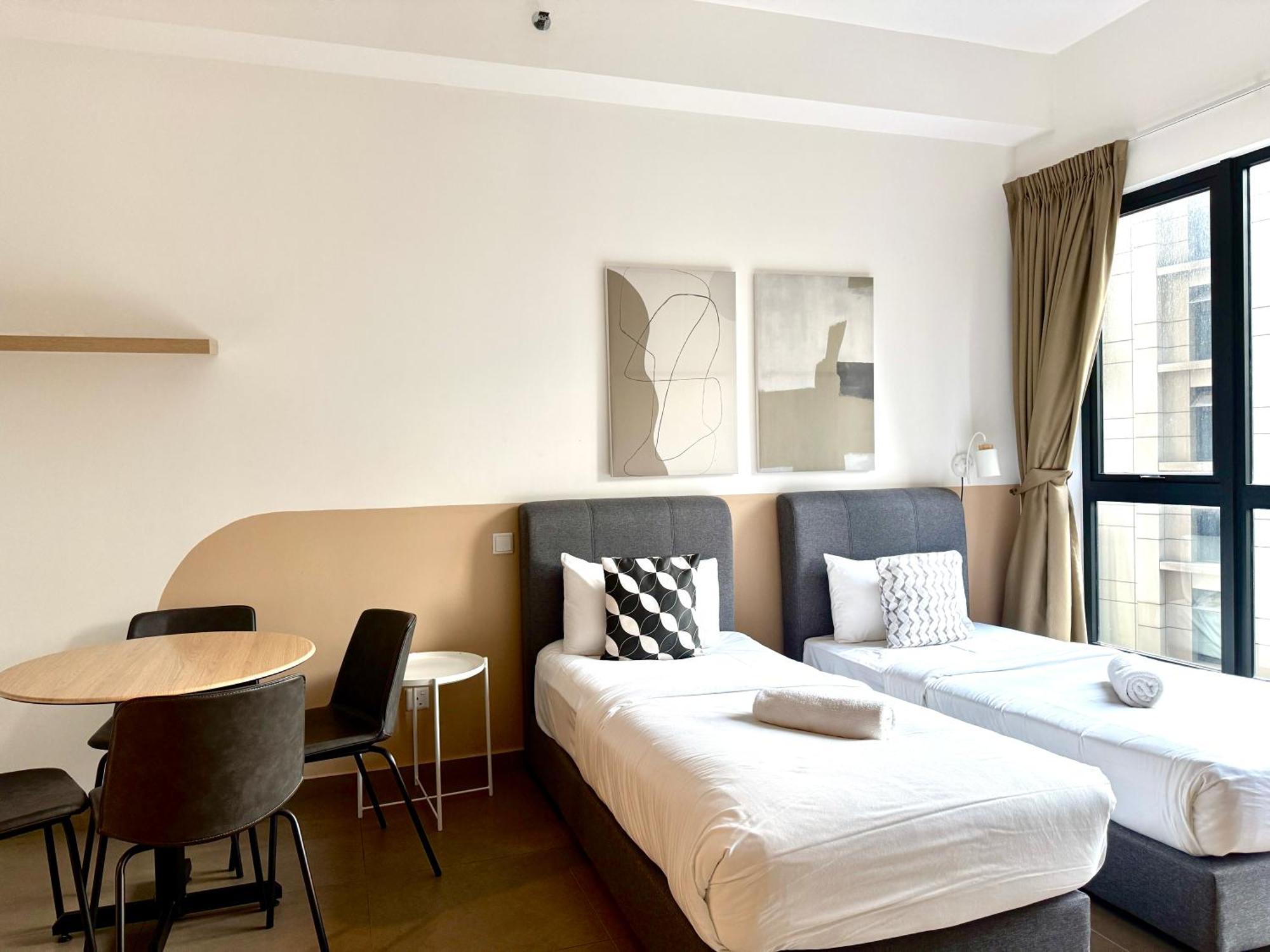 Mossaz Mana-Mana Suites Kuala Lumpur Петалинг Джая Екстериор снимка